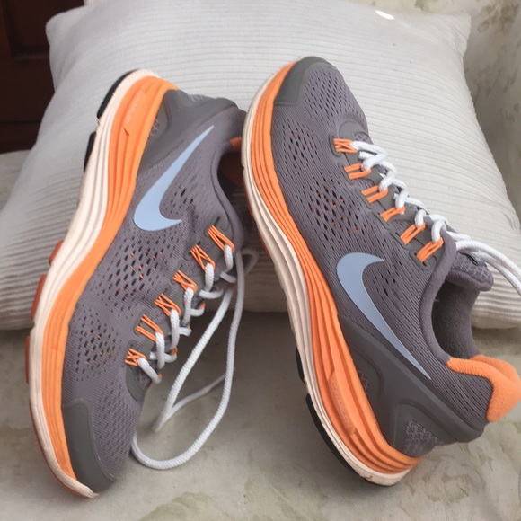 nike lunarlon lunarglide 4